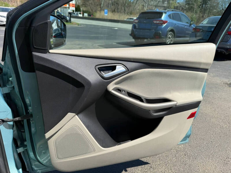 2012 Ford Focus SEL