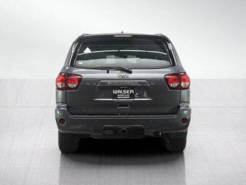 2018 Toyota Sequoia SR5