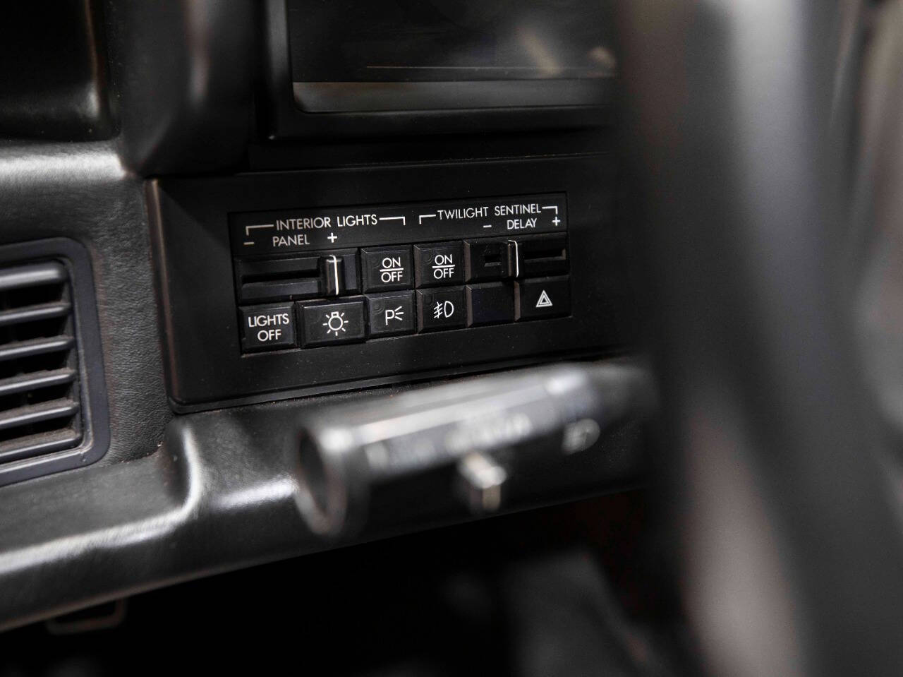 1992 Cadillac Allante 41