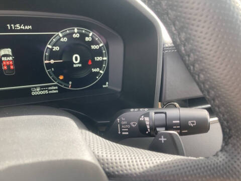 2025 Mitsubishi Outlander PHEV SEL