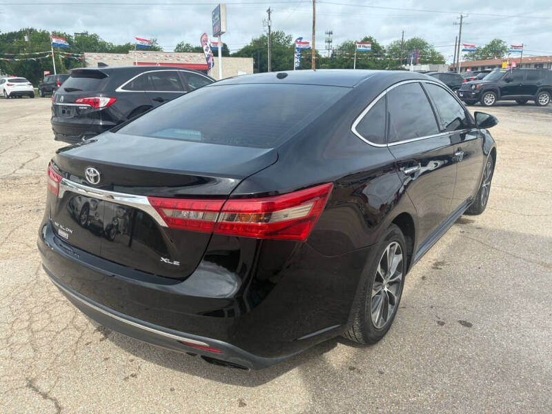 2016 Toyota Avalon Limited