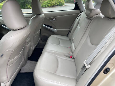 2010 Toyota Prius II