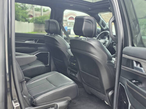 2022 Jeep Wagoneer Series III