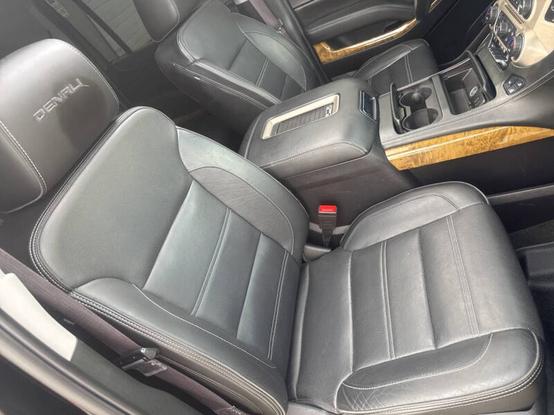 2017 GMC Yukon XL Denali