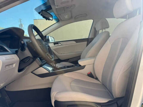 2017 Hyundai Sonata SE