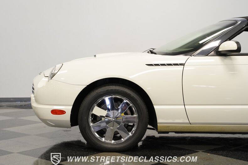 2002 Ford Thunderbird Deluxe