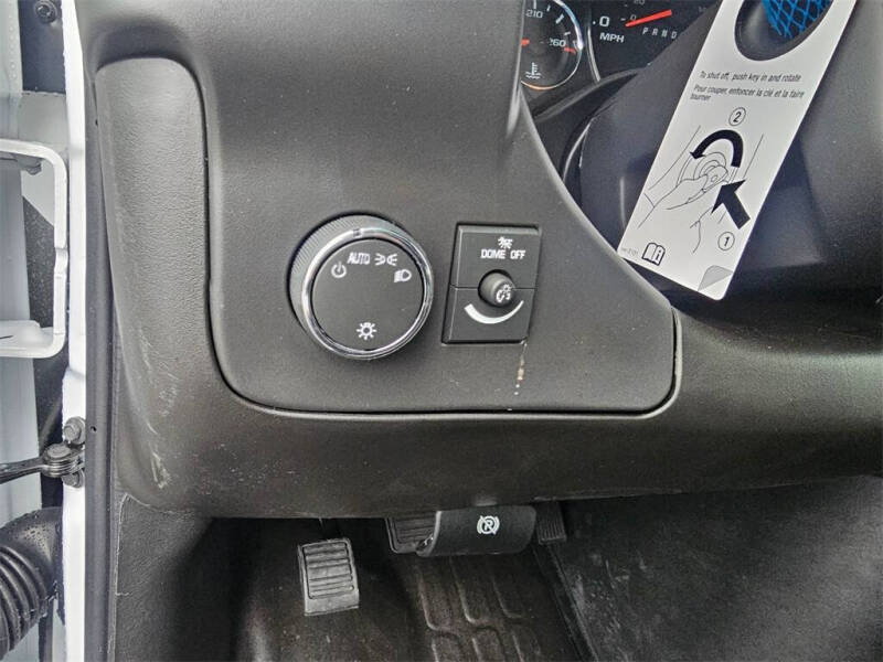 2025 Chevrolet Express 2500