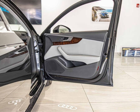 2019 Audi A4 quattro Premium Plus 45 TFSI