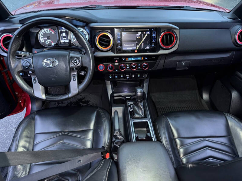 2018 Toyota Tacoma TRD Sport