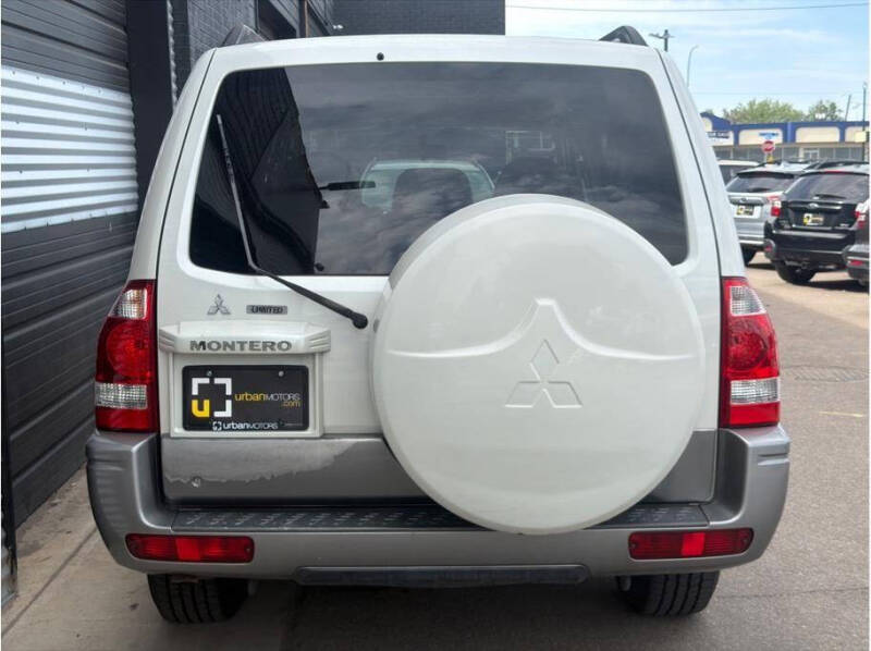 2004 Mitsubishi Montero Limited