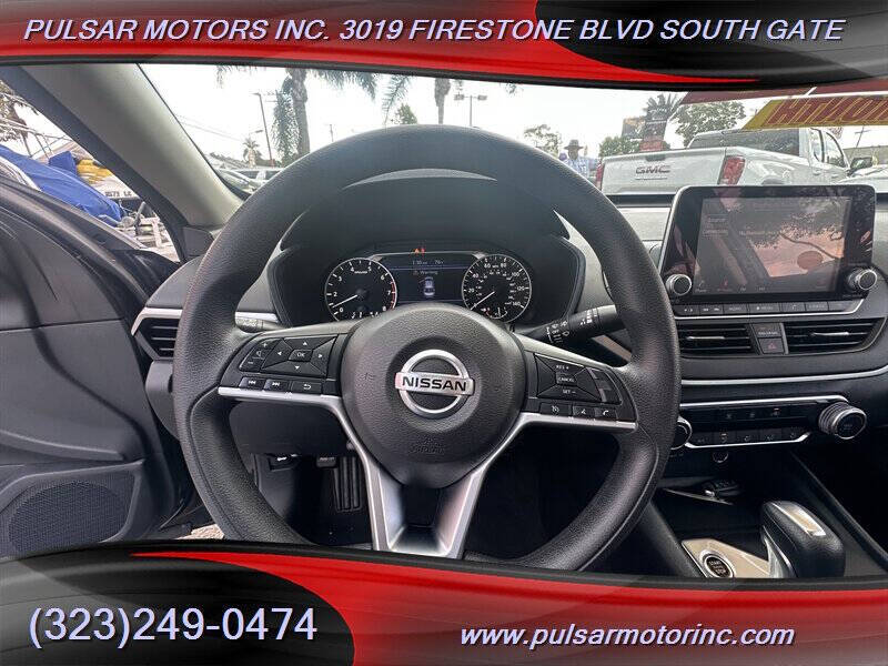 2022 Nissan Altima 2.5 SV