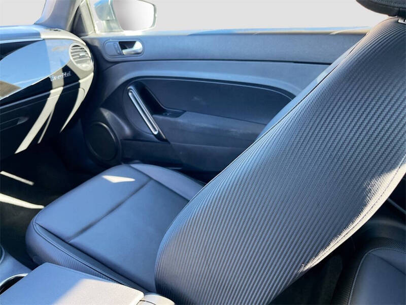 2018 Volkswagen Beetle 2.0T Coast