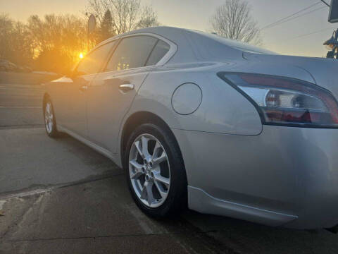 2012 Nissan Maxima