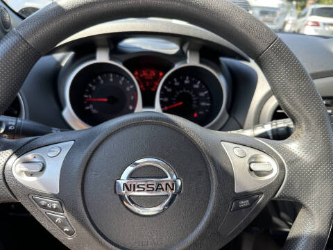 2015 Nissan JUKE S