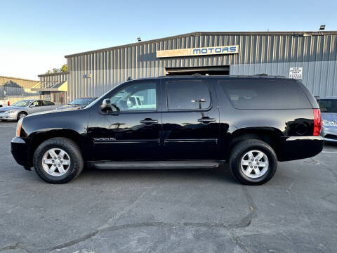 2013 GMC Yukon XL SLE