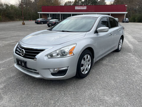 2015 Nissan Altima for sale at Certified Motors LLC in Mableton GA