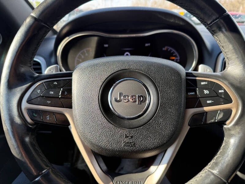 2017 Jeep Grand Cherokee Laredo