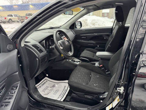 2020 Mitsubishi Outlander Sport SE