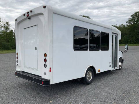 2022 Chevrolet Express 4500