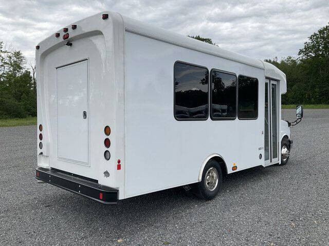 2022 Chevrolet Express 4500