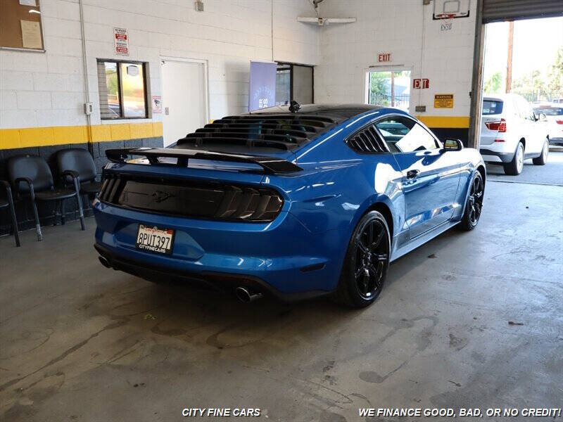 2020 Ford Mustang EcoBoost