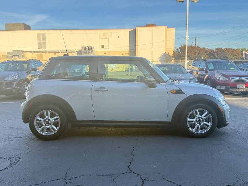 2012 MINI Cooper Hardtop