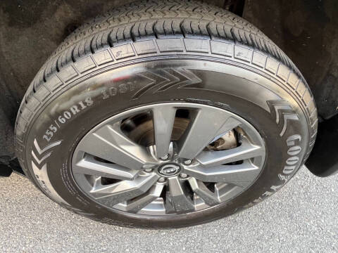 2024 Nissan Pathfinder S