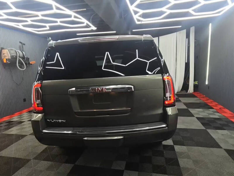 2017 GMC Yukon Denali