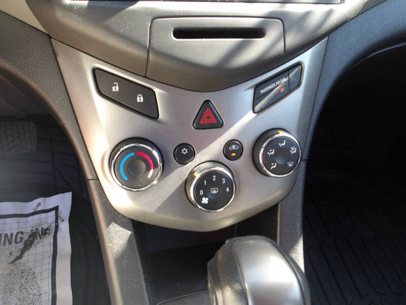 2012 Chevrolet Sonic LS
