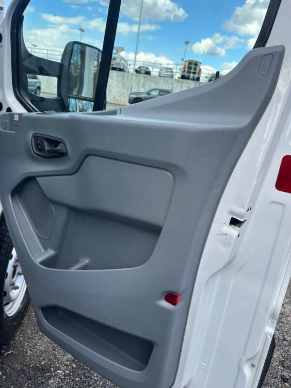 2019 Ford Transit 250