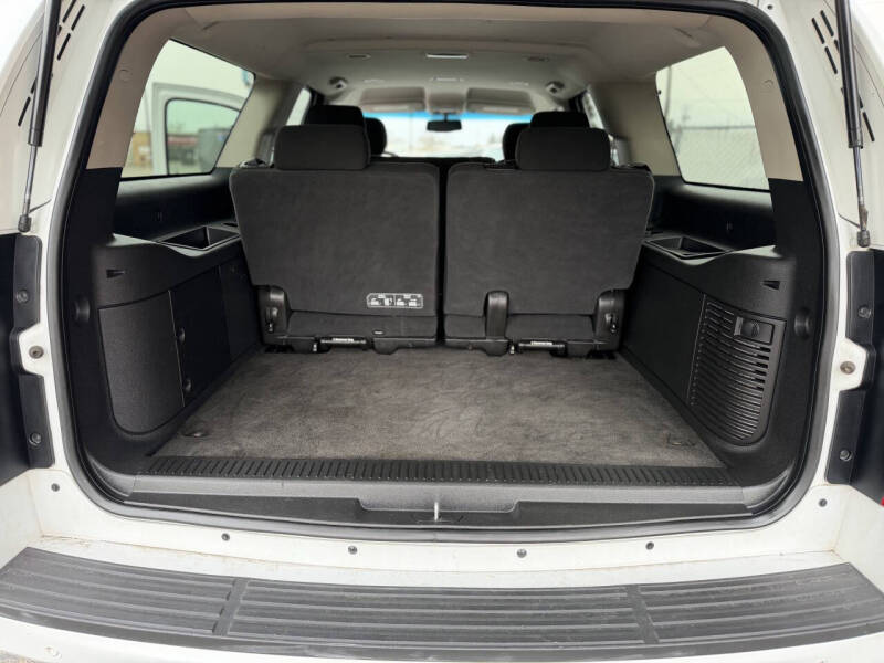 2014 Chevrolet Suburban LS