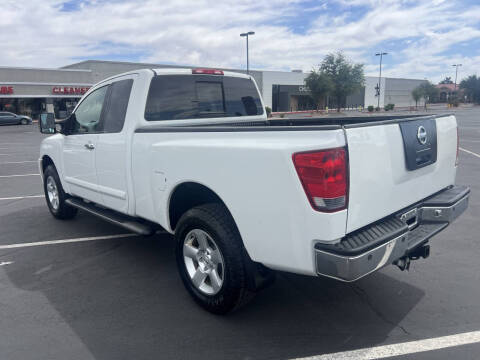 2005 Nissan Titan SE