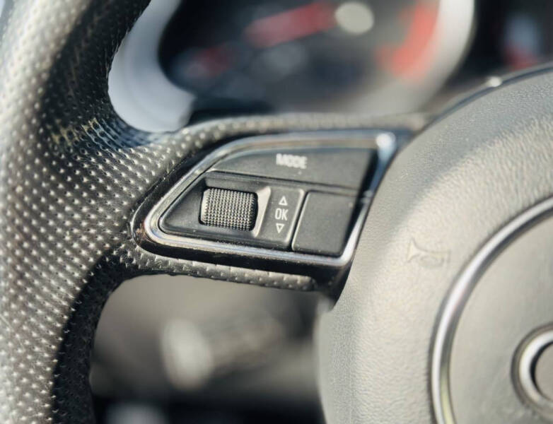 2015 Audi Q7 3.0T quattro S line Prestige