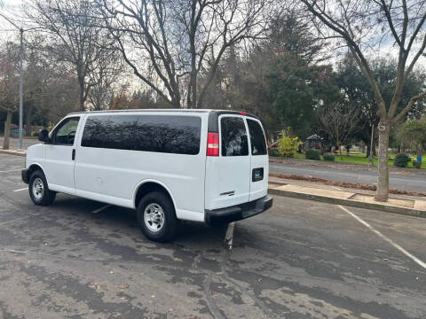 2015 Chevrolet Express LS 2500