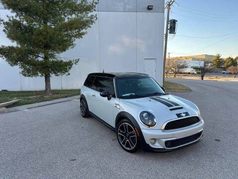 2012 MINI Cooper Clubman for sale at Q and A Motors in Saint Louis MO