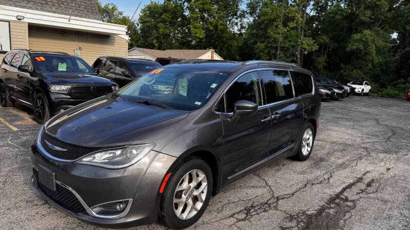 2018 Chrysler Pacifica Touring L Plus