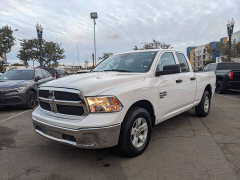 2024 RAM 1500 Classic SLT