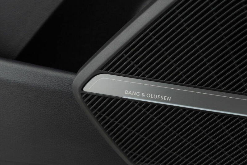 2024 Audi Q5 e quattro S line Prestg 55 TFSI