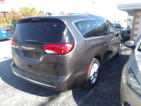 2018 Chrysler Pacifica Touring L