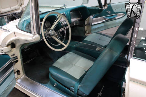 1960 Ford Thunderbird