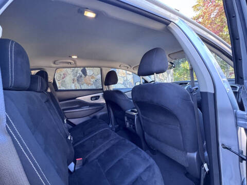 2017 Nissan Murano SV