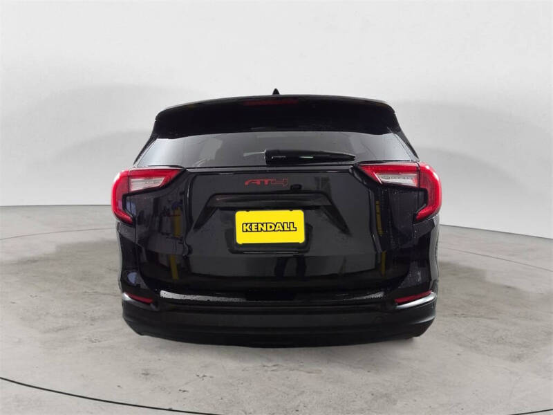 2024 GMC Terrain AT4