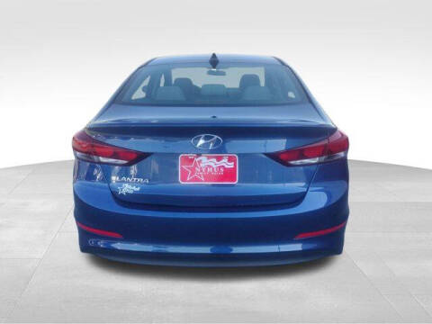 2018 Hyundai Elantra