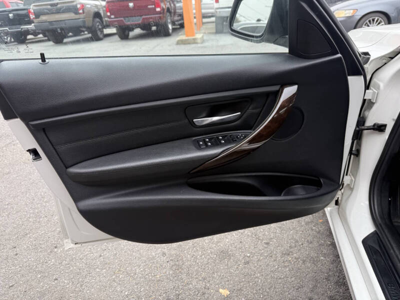 2015 BMW 3 Series 328i xDrive