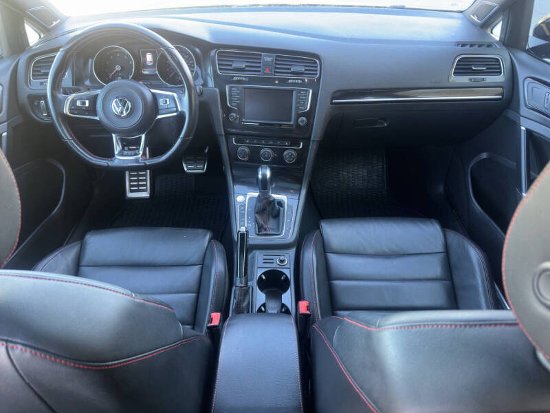 2017 Volkswagen Golf GTI Autobahn