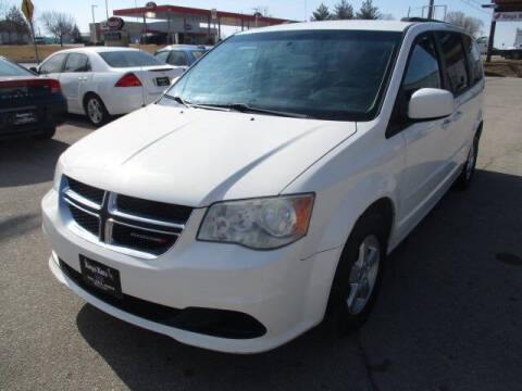 2012 Dodge Grand Caravan for sale at King's Kars in Marion IA