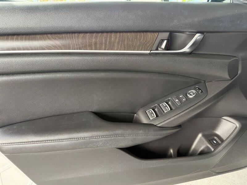 2020 Honda Accord Hybrid EX