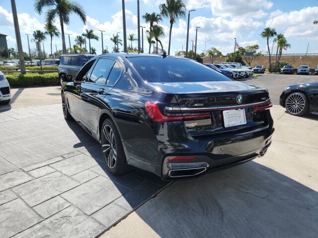 2022 BMW 7 Series 740i xDrive