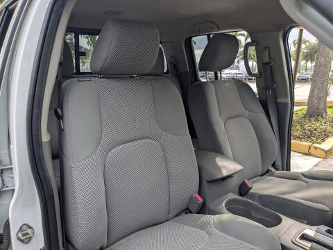 2017 Nissan Frontier SV