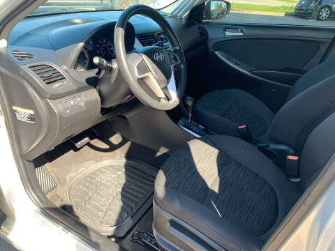 2015 Hyundai Accent GS